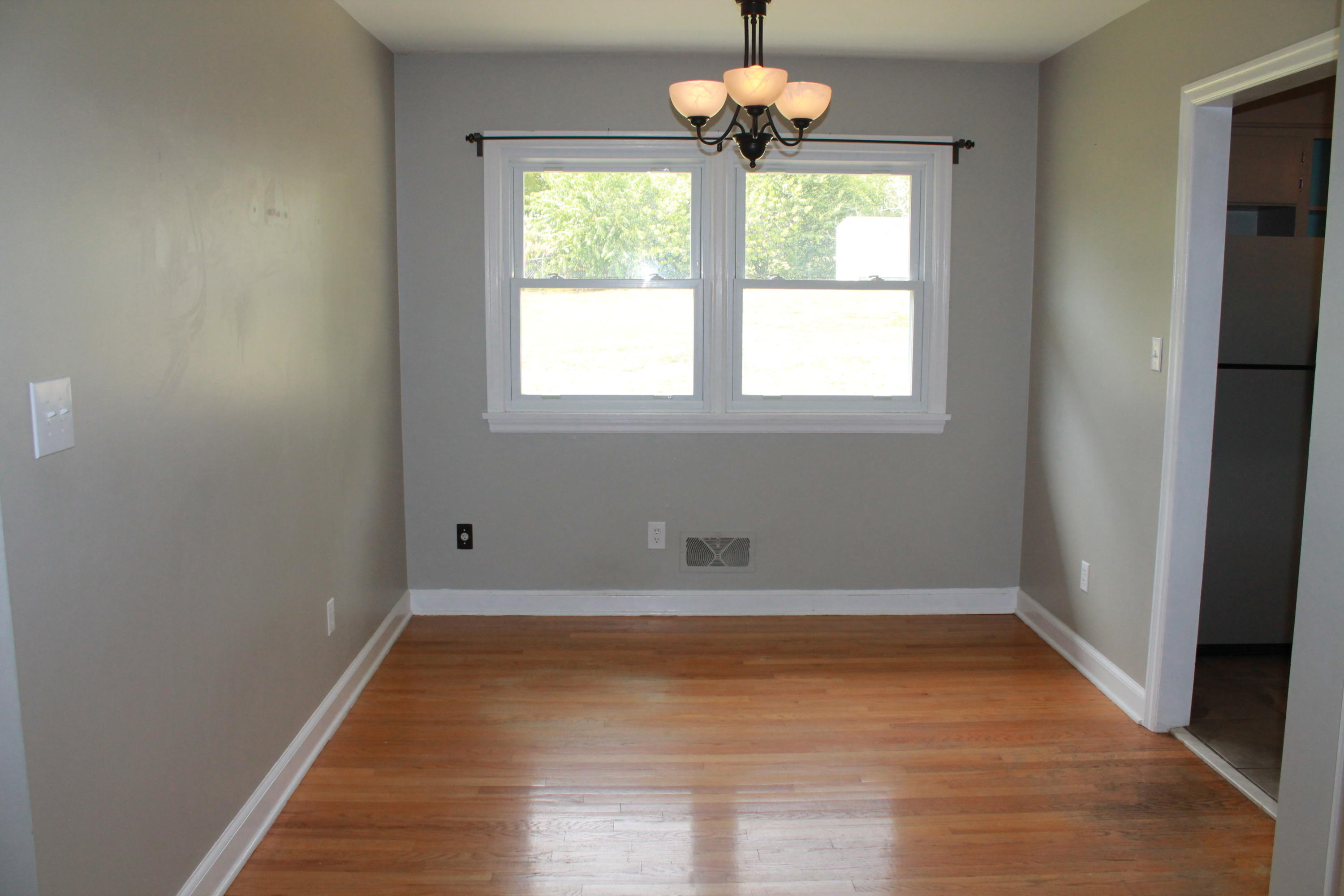 2635 Northcross Road Roanoke, VA 24018 - Photo 14 of 53 IMG_7056