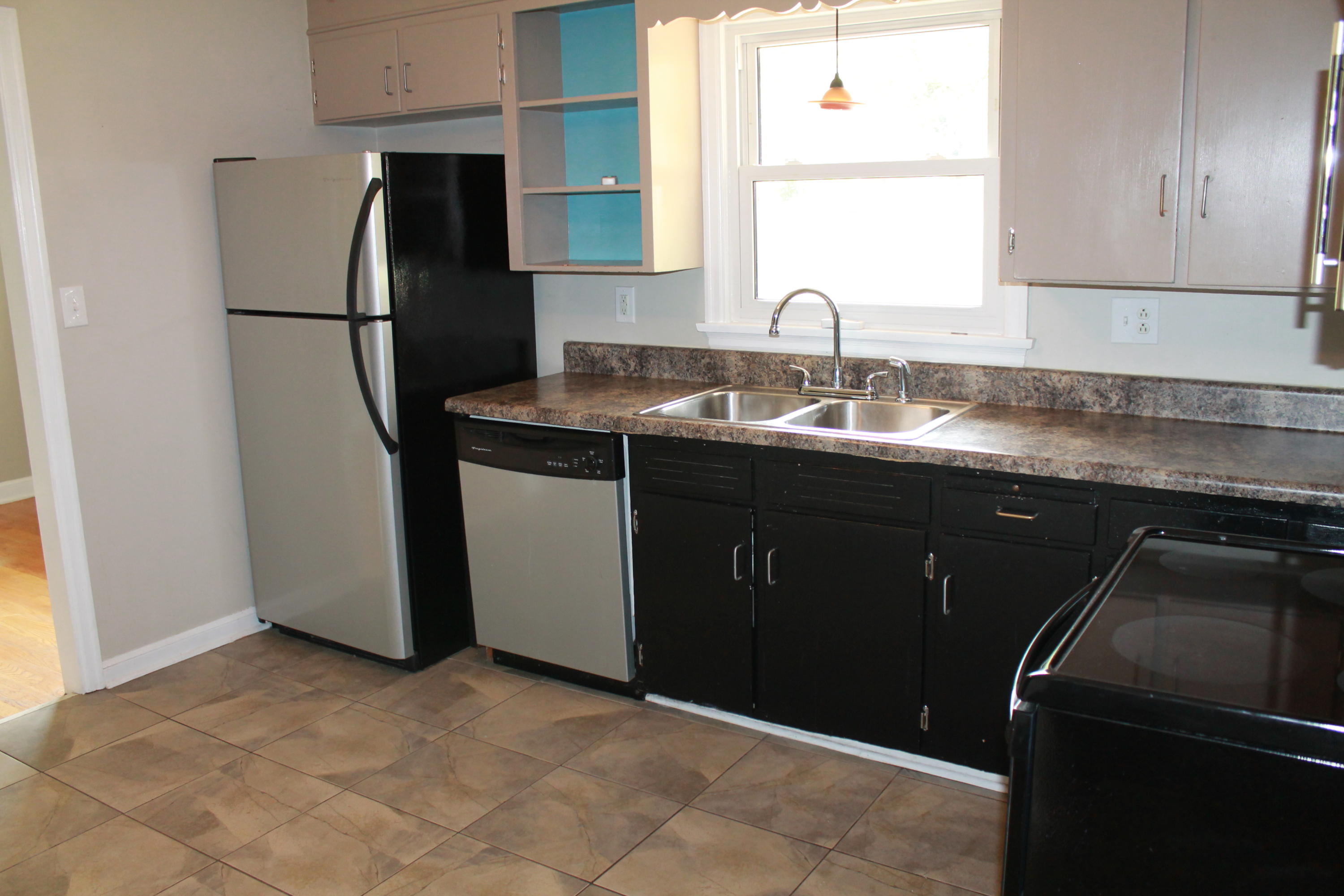 2635 Northcross Road Roanoke, VA 24018 - Photo 18 of 53 IMG_7054