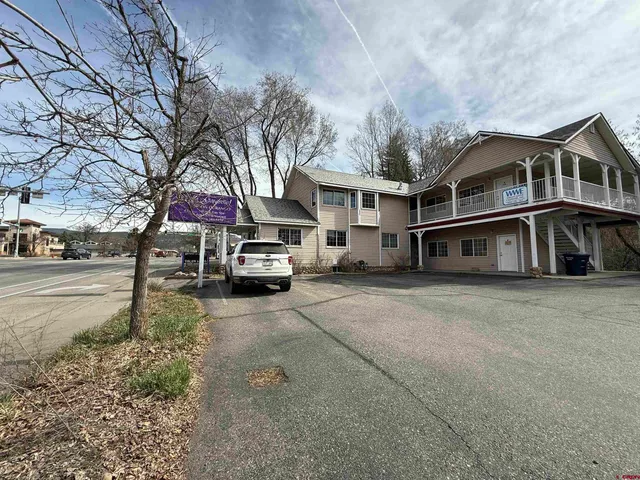 $995 | 1666 Main Avenue, Unit A, Durango, CO 81301