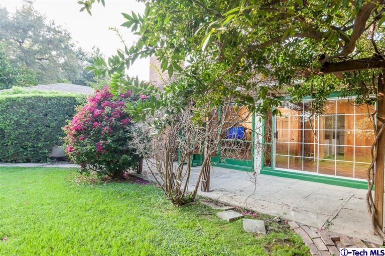 2924 Lombardy Road Pasadena, CA 91107 - Photo 15 of 20 a view of a house with a yard and tree s