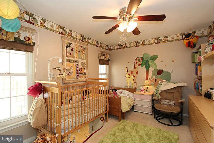 2105 Derby Ridge Lane, Unit 28 Silver Spring, MD 20910 - Photo 21 of 29 Bedroom
