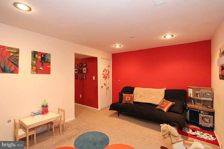 2105 Derby Ridge Lane, Unit 28 Silver Spring, MD 20910 - Photo 26 of 29 Basement