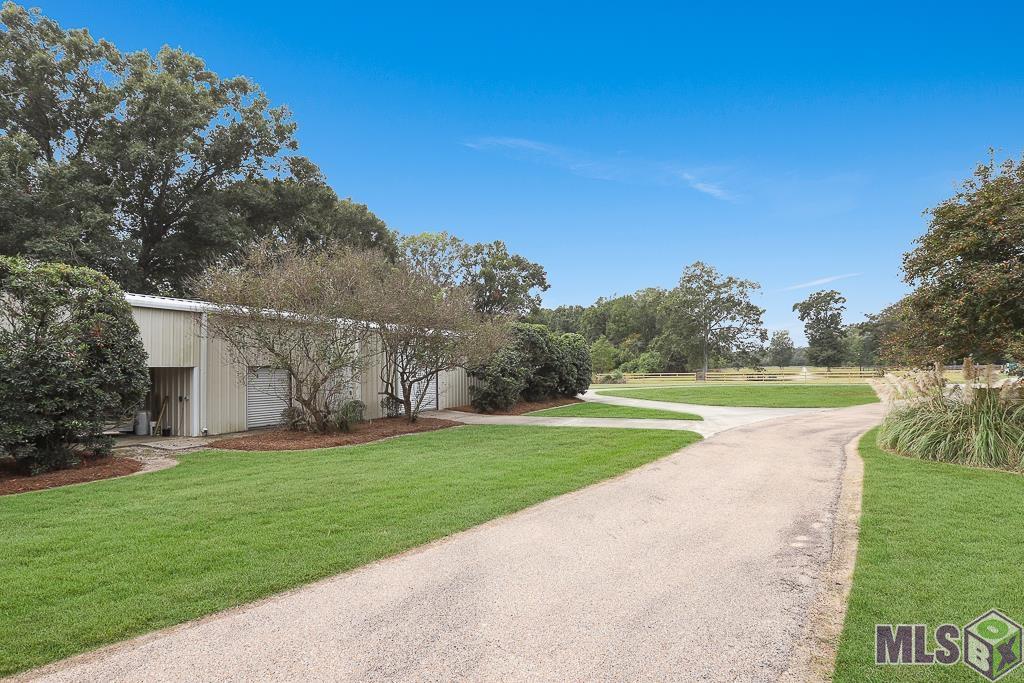 14247 Blackwater Road Central, LA 70714 - Photo 19 of 59 1200 SQ. FT. WORKSHOP