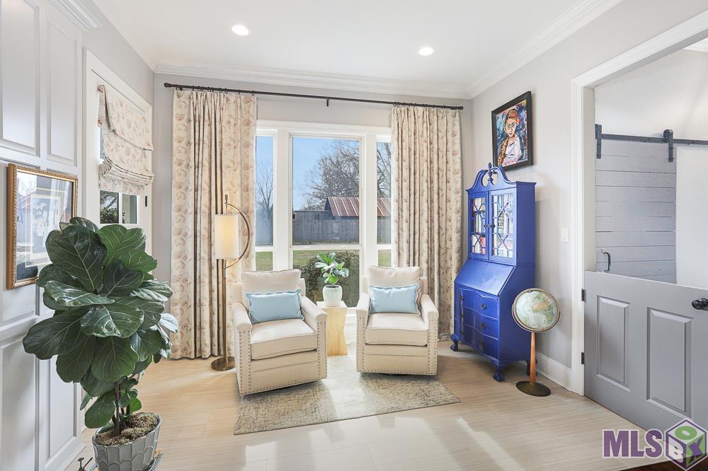 14247 Blackwater Road Central, LA 70714 - Photo 27 of 59 KITCHEN SITTING AREA