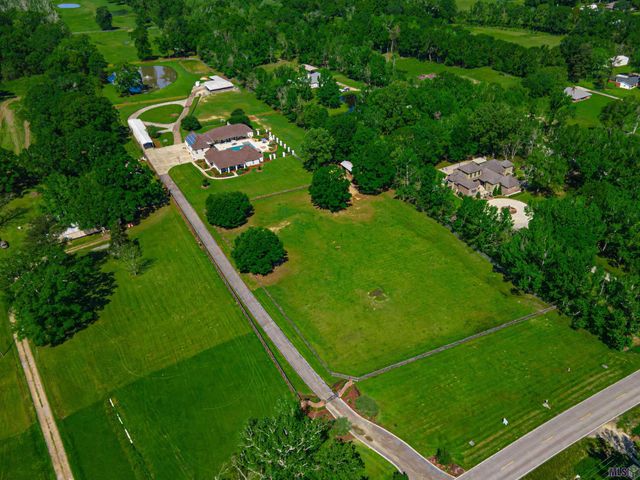 $2,000,000 | 14247 Blackwater Road, Central, LA 70714