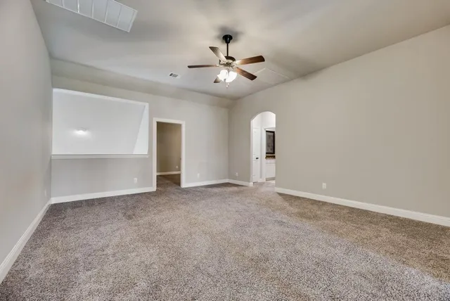 $2,800 | 740 Sandbox Drive, Little Elm, TX 76227