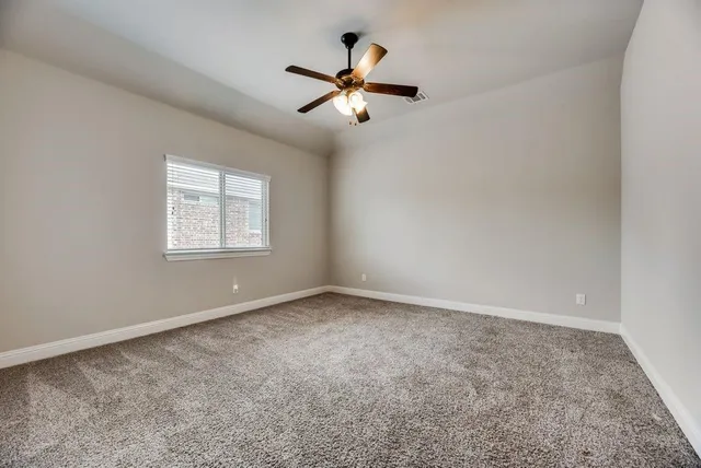 $2,800 | 740 Sandbox Drive, Little Elm, TX 76227