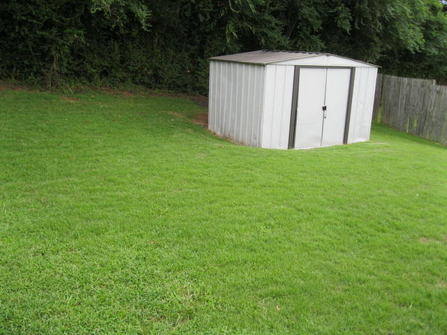 337 Cherryhill Road Northwest Roanoke, VA 24017 - Photo 2 of 14 a view of backyard with green space
