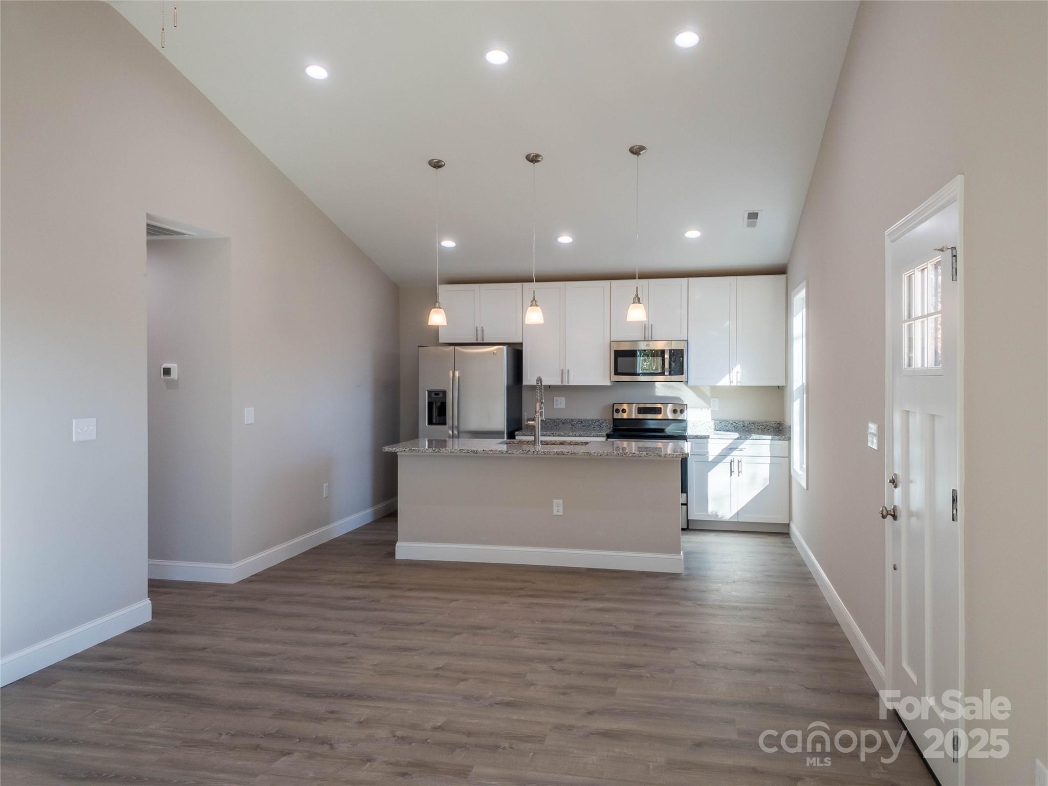 303 Morgan Road Candler, NC 28715 - Photo 11 of 30 Gallery Image 11