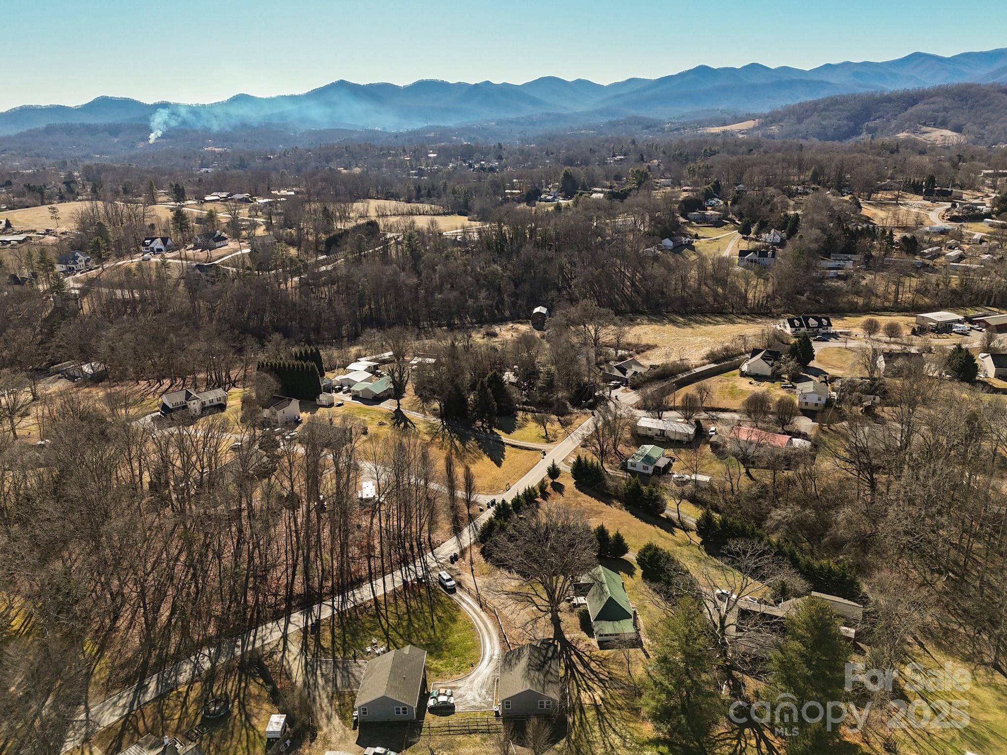 303 Morgan Road Candler, NC 28715 - Photo 24 of 30 Gallery Image 24