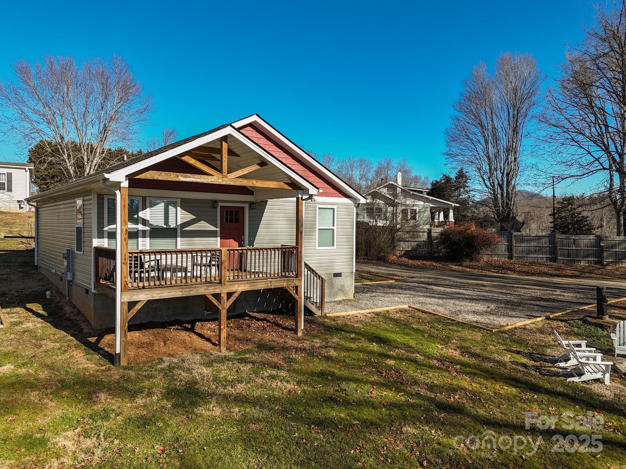 303 Morgan Road Candler, NC 28715 - Photo 4 of 30 Gallery Image 4