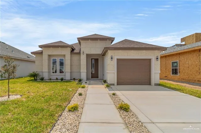 $235,000 | 5932 North Cuesta Del Sol Street, Edinburg, TX 78542