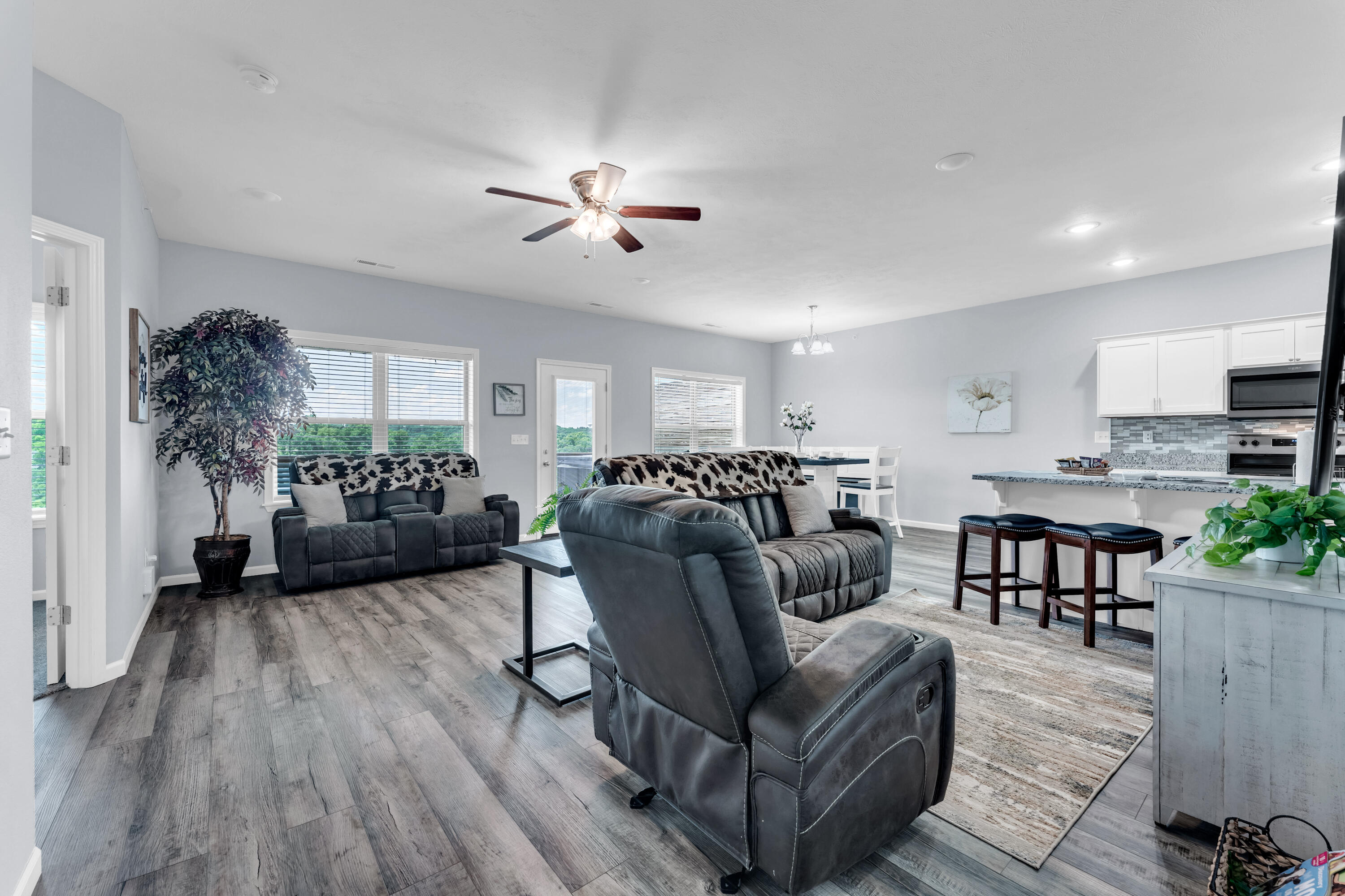 137 Bunker Drive, Unit 3 Reeds Spring, MO 65737 - Photo 10 of 57 .
