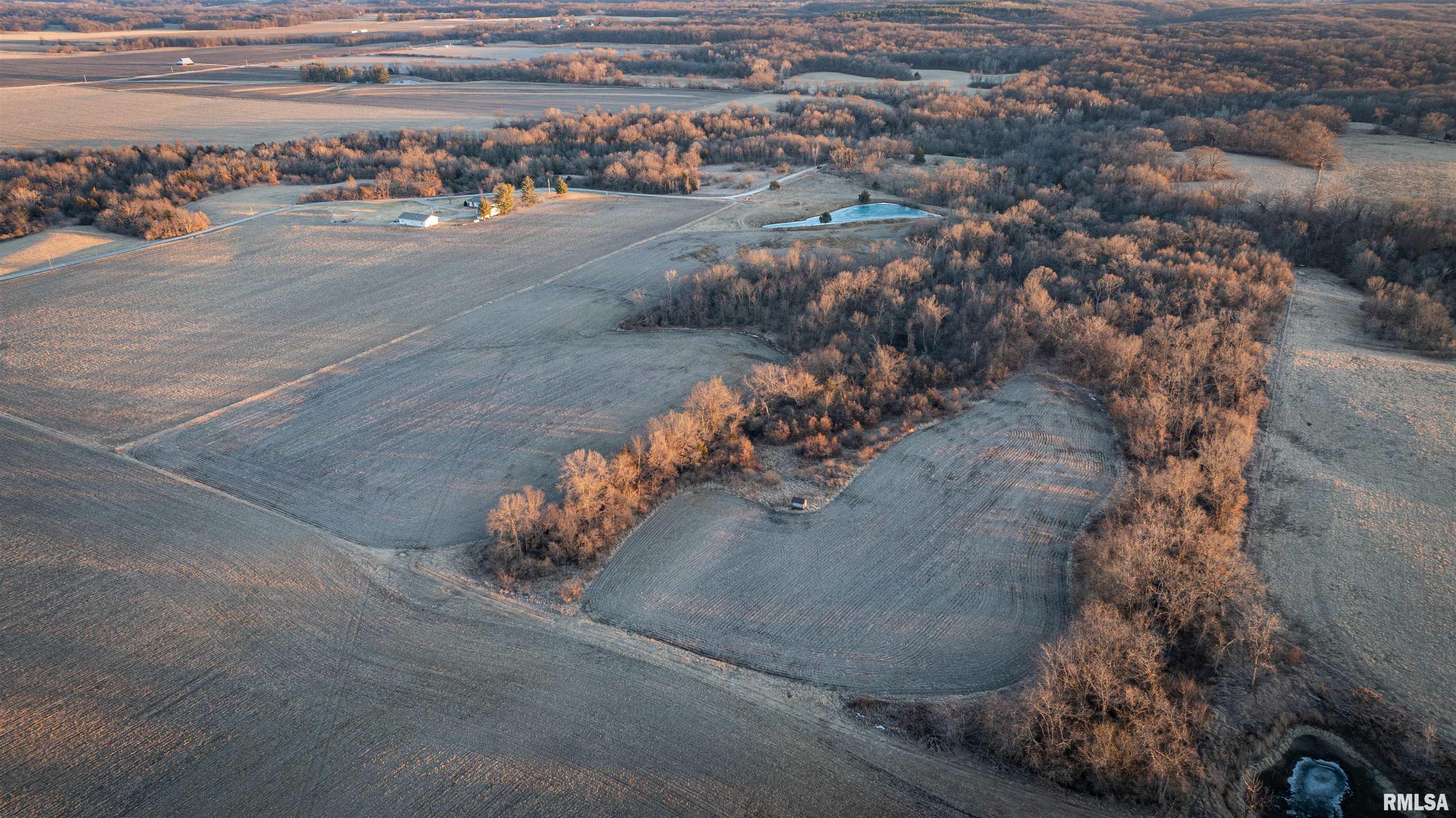 570 Emma Road Colchester, IL 62326 - Photo 5 of 33