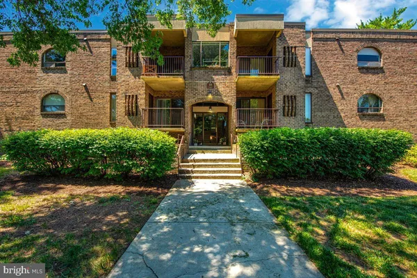 $234,900 | 15 Silverwood Circle, Unit 6, Annapolis, MD 21403