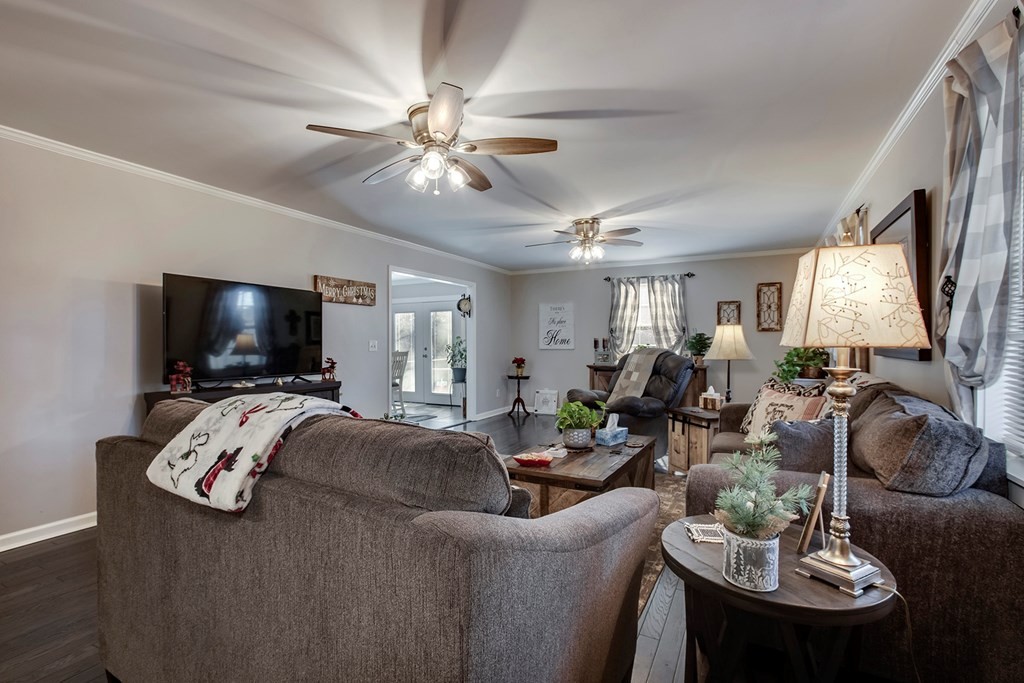 10930 South No Pone Valley Road Decatur, TN 37322 - Photo 8 of 45 Gallery Image 8