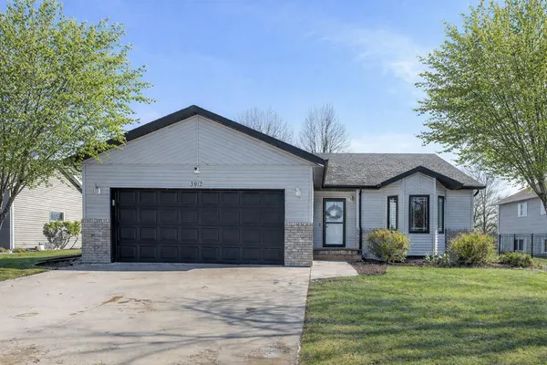 $359,900 | 3912 7th Street South, Moorhead, MN 56560