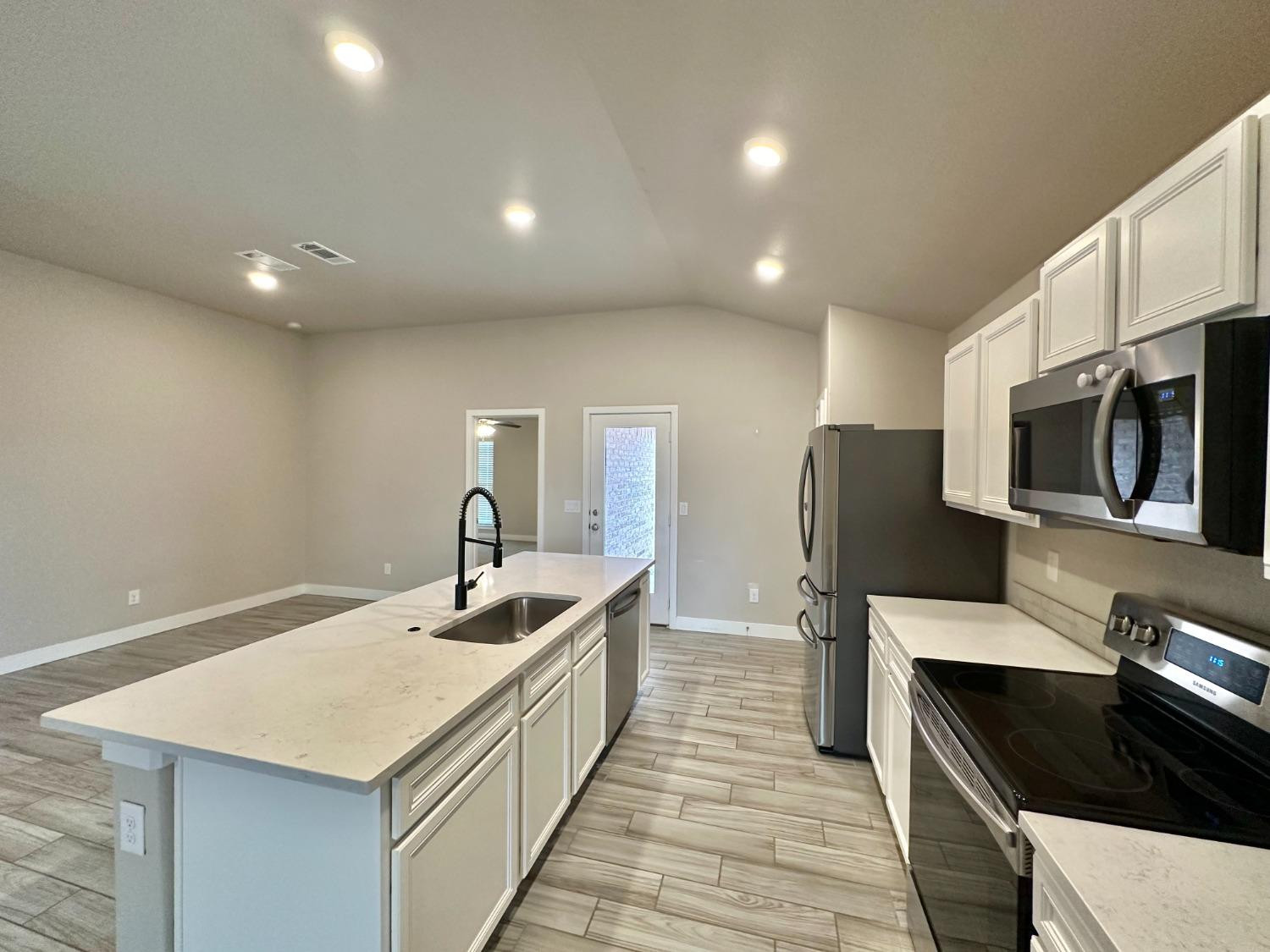 7302 29th Street Lubbock, TX 79407 - Photo 4 of 18 Photo 4