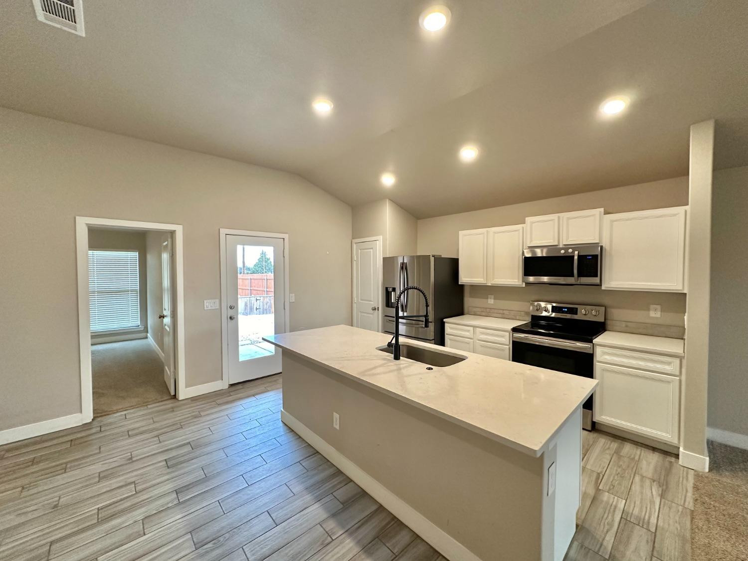7302 29th Street Lubbock, TX 79407 - Photo 5 of 18 Photo 5