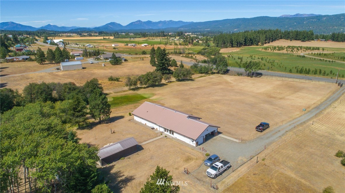 4590 Upper Peoh Point Road Cle Elum, WA 98922 - Photo 1 of 38 Gallery Image 1