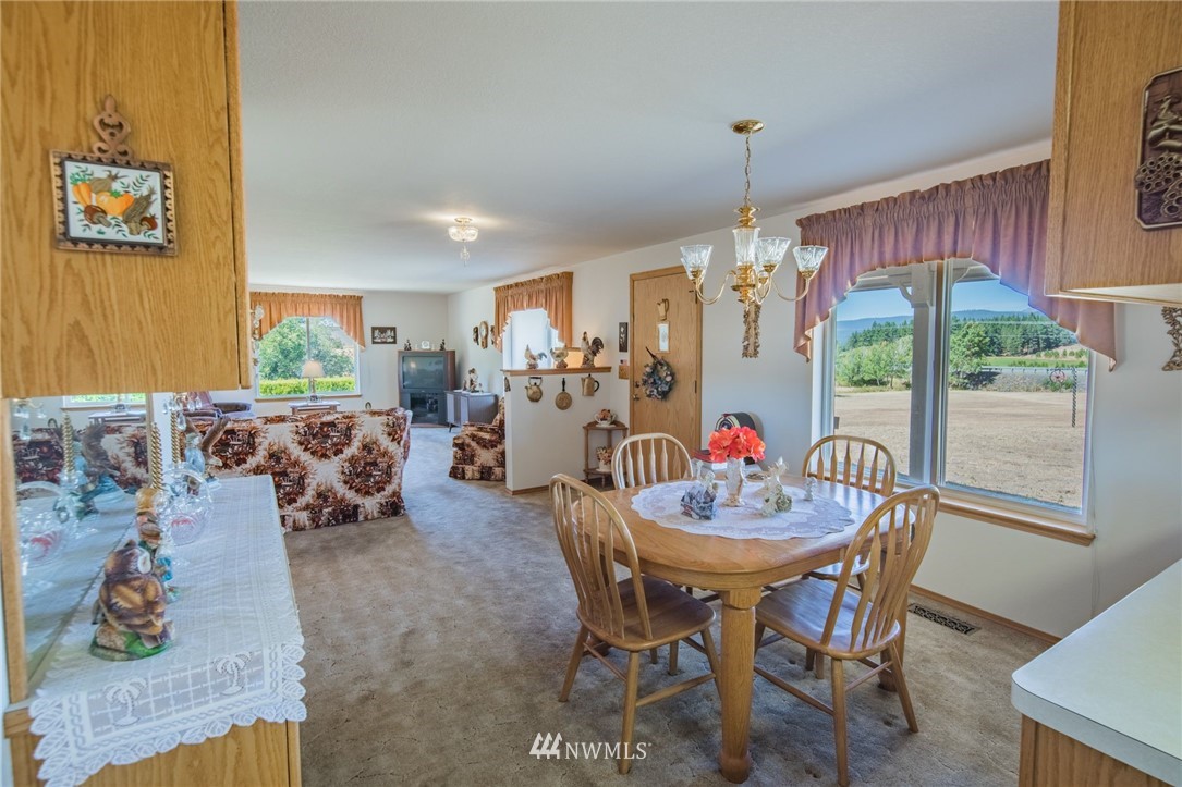 4590 Upper Peoh Point Road Cle Elum, WA 98922 - Photo 12 of 38 Gallery Image 12