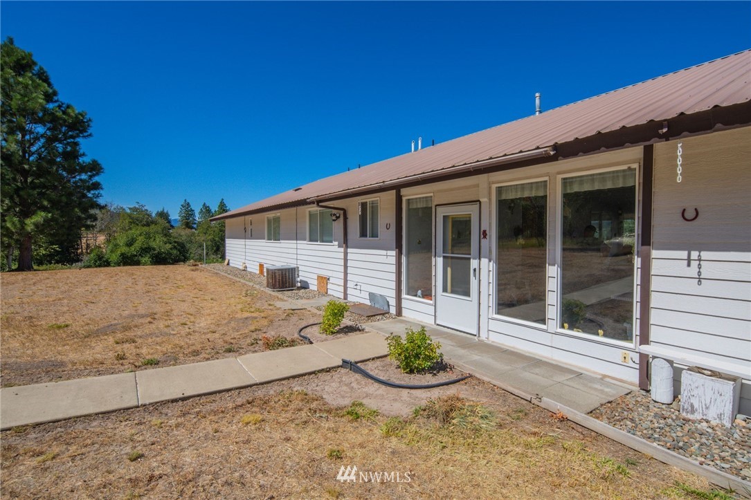 4590 Upper Peoh Point Road Cle Elum, WA 98922 - Photo 30 of 38 Gallery Image 30