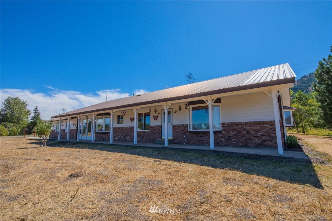4590 Upper Peoh Point Road Cle Elum, WA 98922 - Photo 6 of 38 Gallery Image 6