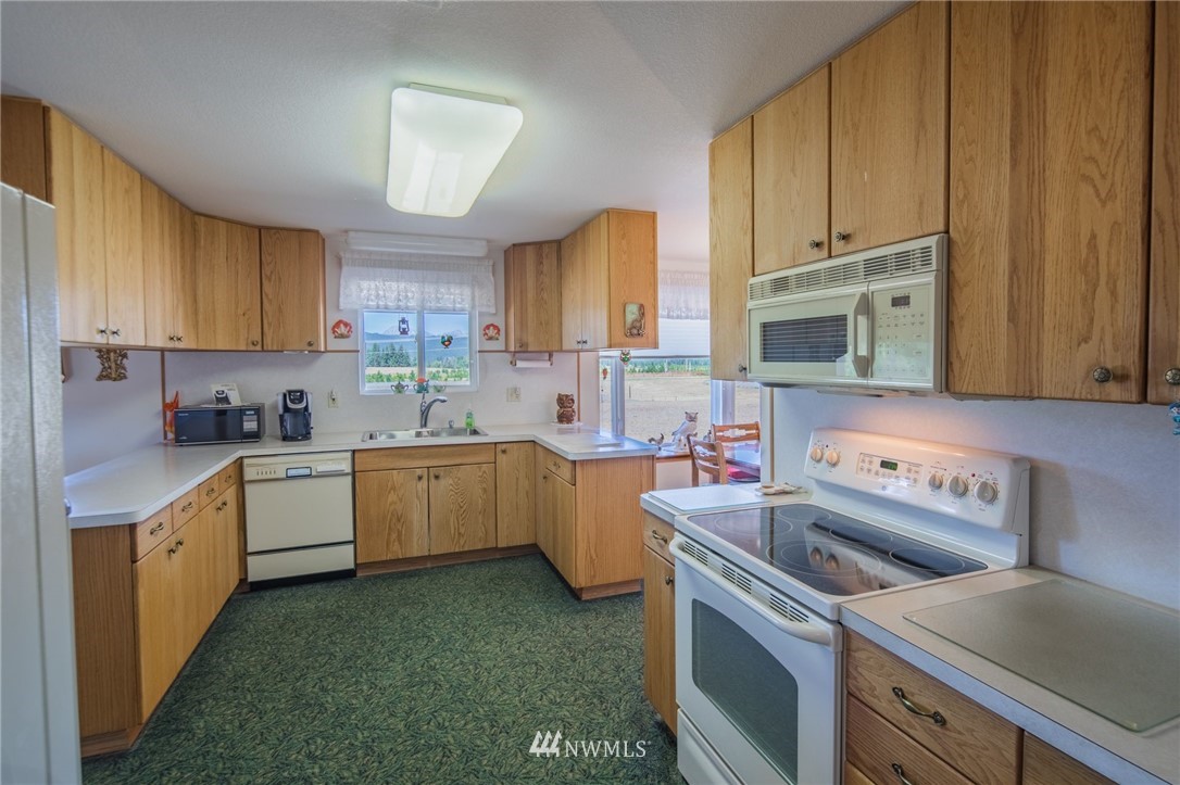4590 Upper Peoh Point Road Cle Elum, WA 98922 - Photo 7 of 38 Gallery Image 7