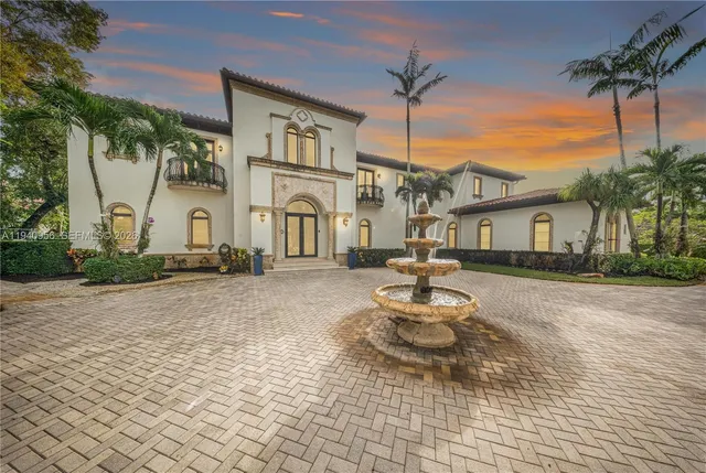 $5,500,000 | 7538 Southwest 64th Street, Miami, FL 33143