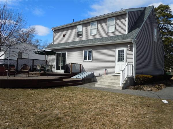 205 Fairlawn Street Springfield, MA 01119 - Photo 18 of 21