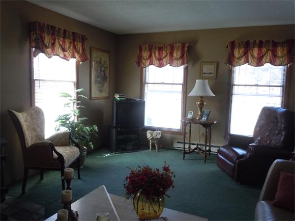 205 Fairlawn Street Springfield, MA 01119 - Photo 10 of 21