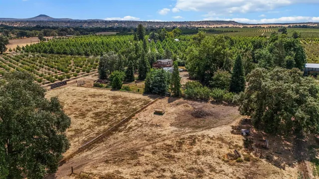 $999,000 | 18525 Emerson Road, Red Bluff, CA 96080
