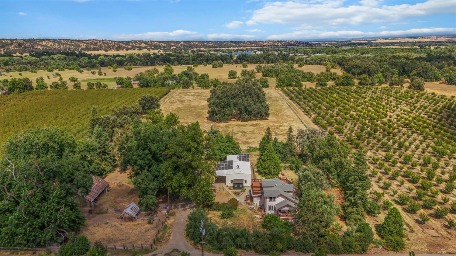 18525 Emerson Road Red Bluff, CA 96080 - Photo 8 of 92