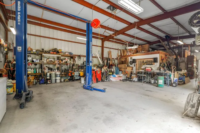 $999,000 | 18525 Emerson Road, Red Bluff, CA 96080