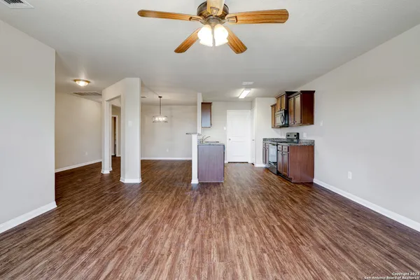 $1,595 | 12118 Luckey View, San Antonio, TX 78252