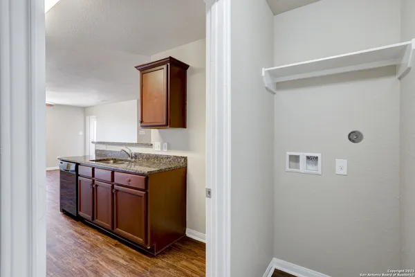 $1,595 | 12118 Luckey View, San Antonio, TX 78252