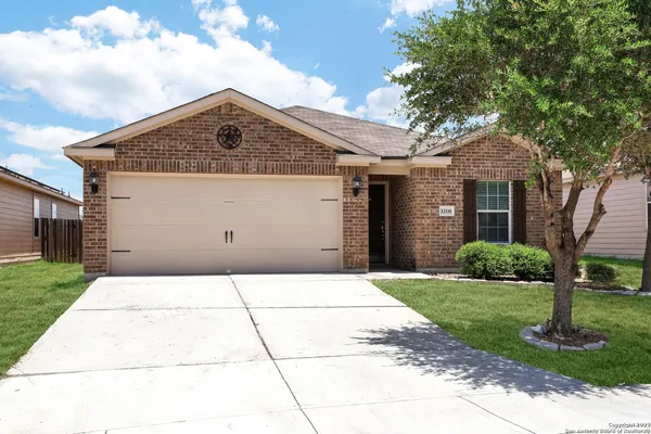 $1,595 | 12118 Luckey View, San Antonio, TX 78252