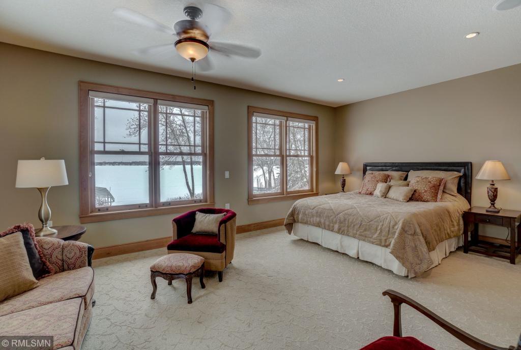948 County Rd I Shoreview, MN 55126 - Photo 17 of 36