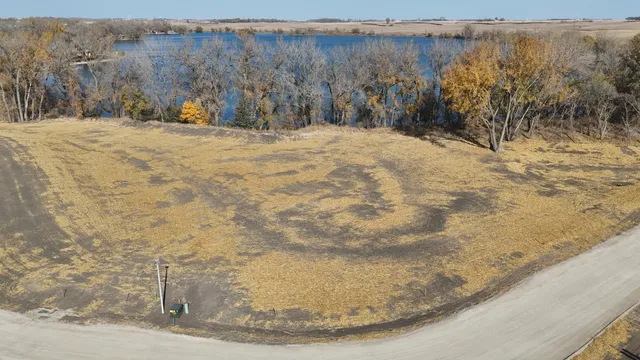 $180,000 | 4 Cottonwood Lake Drive, Windom, MN 56101