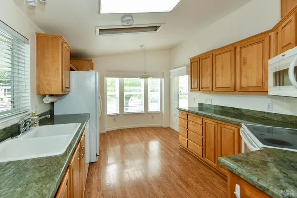 $425,000 | 145 Westgate Circle, Santa Rosa, CA 95401