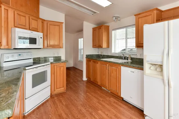 $425,000 | 145 Westgate Circle, Santa Rosa, CA 95401