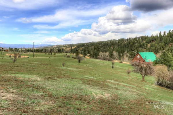$255,000 | Lot 30 Crosstimber Loop Garden Valley, Garden Valley, ID 83622