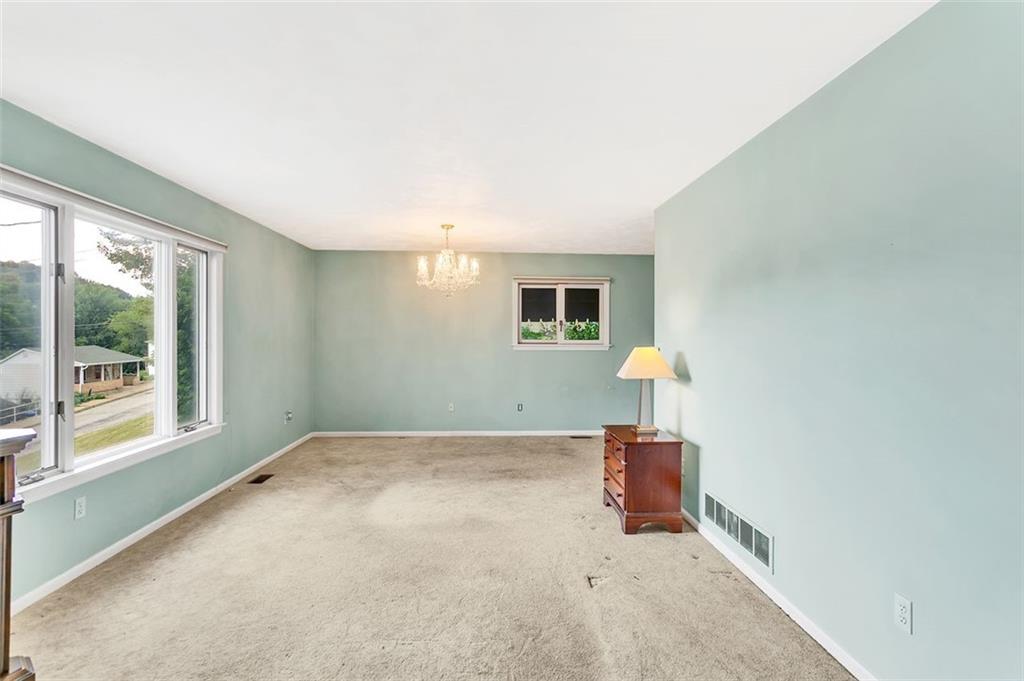 2857 Italy Road Export, PA 15632 - Photo 5 of 20