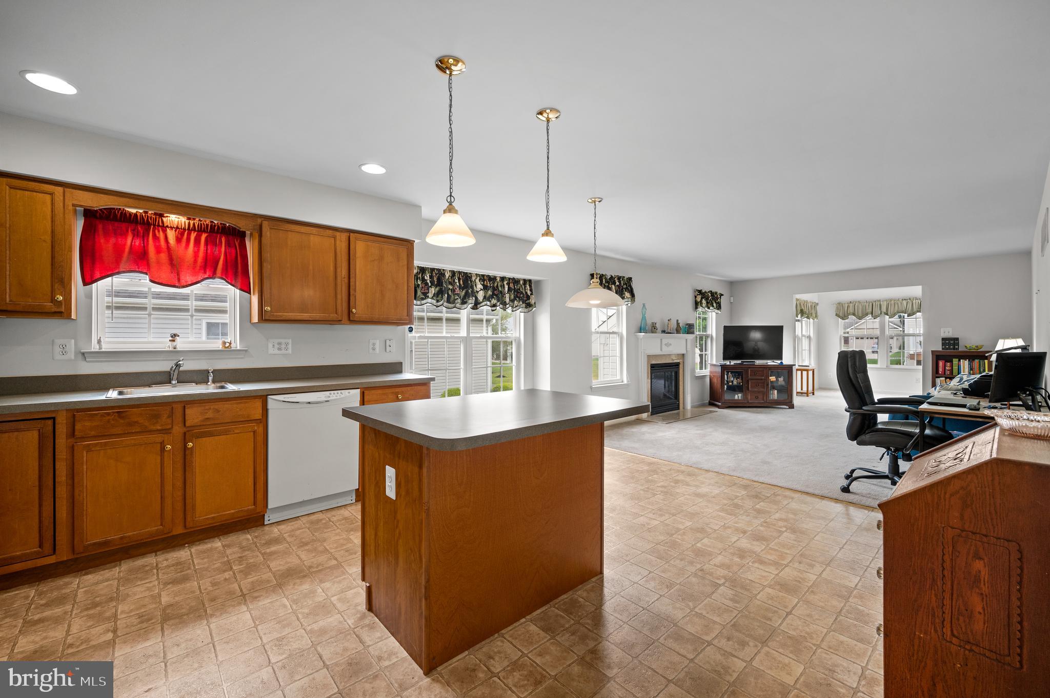 12 Eagle Ridge Drive Mantua, NJ 08051 - Photo 11 of 29 Dining/Sitting Room