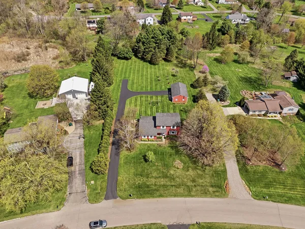 $450,000 | 9556 Horseshoe Bend, Dexter, MI 48130