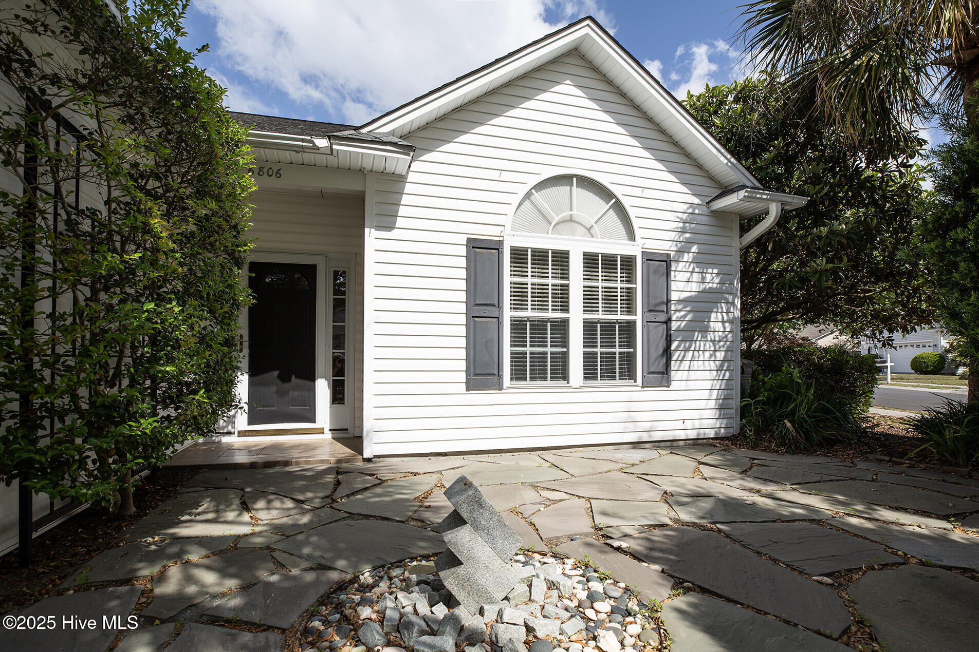 6806 Teviot Road Wilmington, NC 28412 - Photo 6 of 42 Teviot6806-1FShaneL33A0278 copy