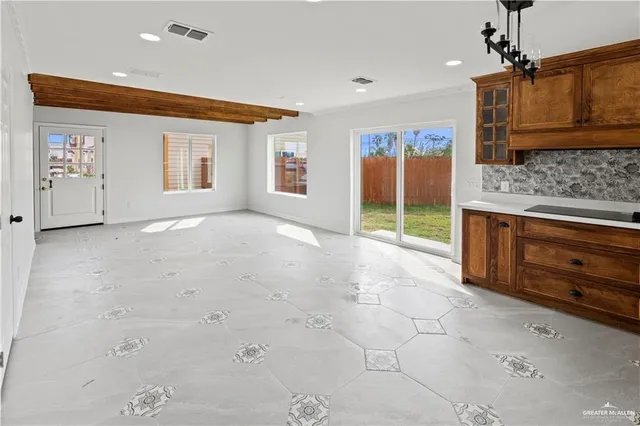 a view of livingroom with furniture