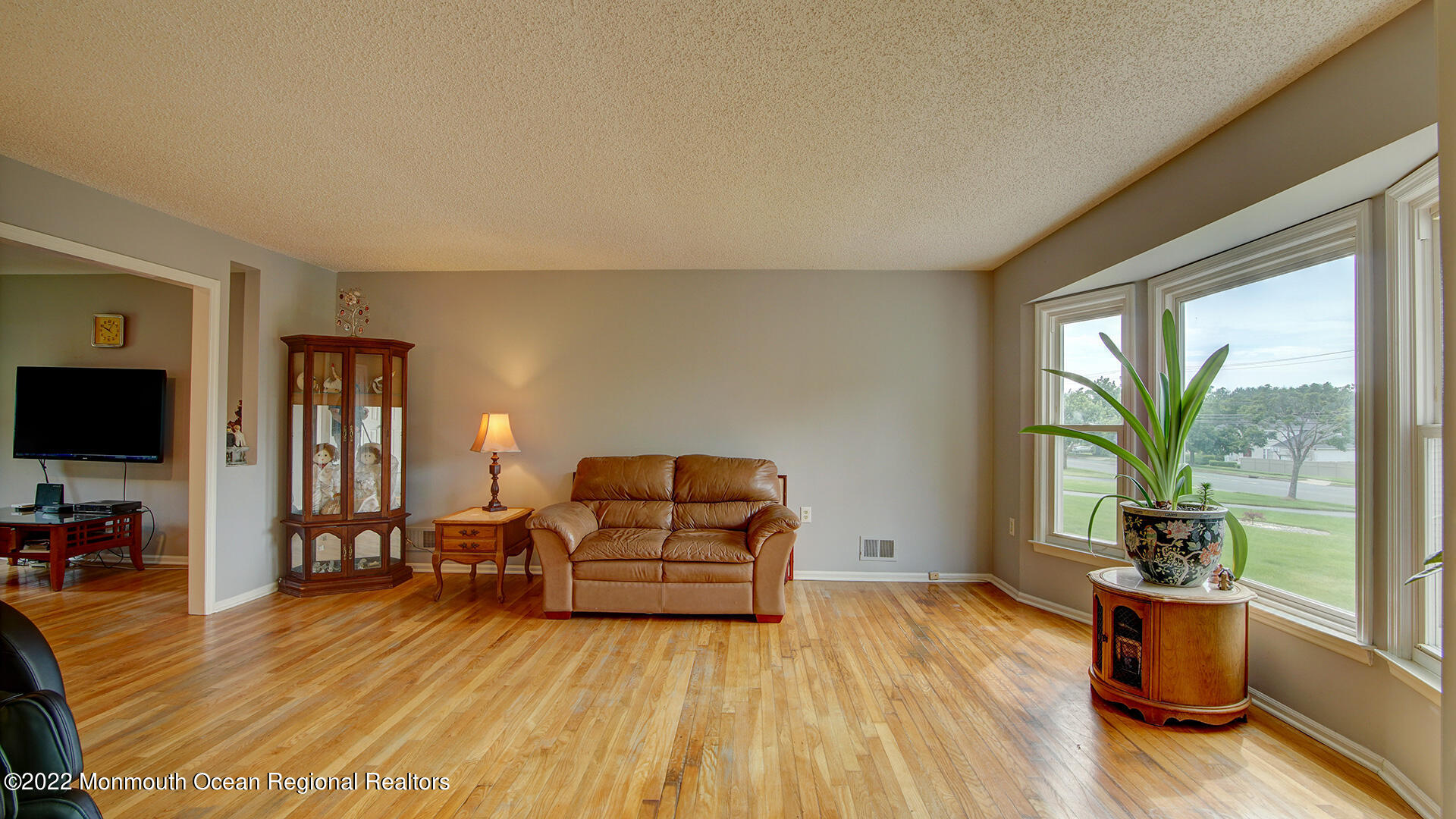 134 Wyncrest Road Marlboro, NJ 07746 - Photo 13 of 53 DSC08115And8more