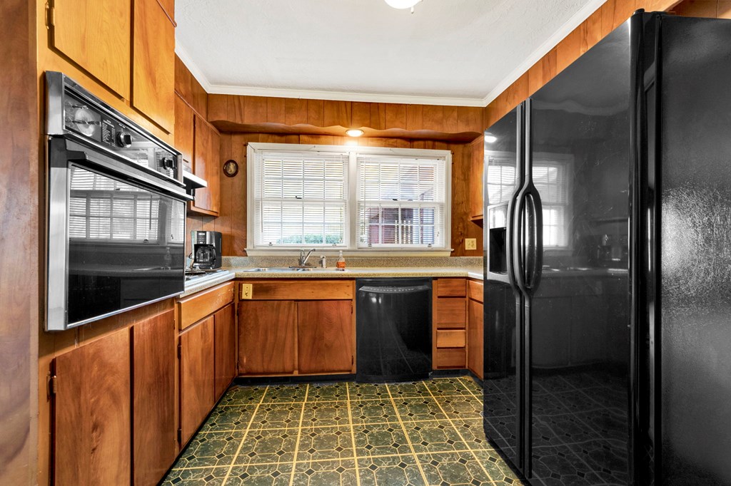 103 Hunting Road Greenwood, SC 29646 - Photo 31 of 48 Gallery Image 31