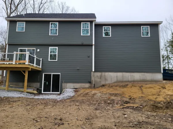 $829,000 | 5 Blaisdell Court, Raymond, NH 03077